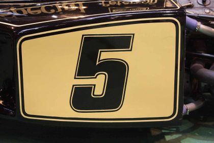 フラッシュカード、どの単語が正しいですか？ Forty,Eleven,Nine,Five
