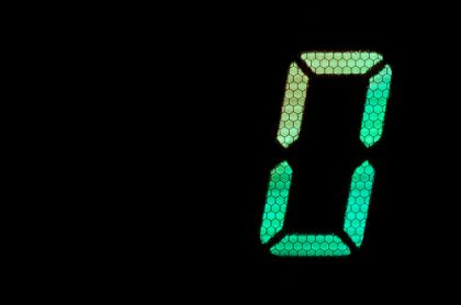 フラッシュカード、どの単語が正しいですか？ Half,Third,Six,Zero